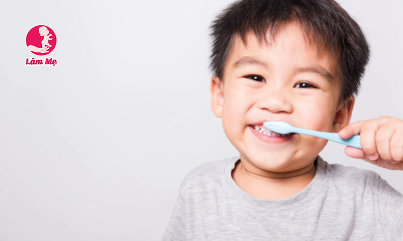 Cách chữa sâu răng cho trẻ 4 tuổi và lưu ý chăm sóc răng miệng ở trẻ